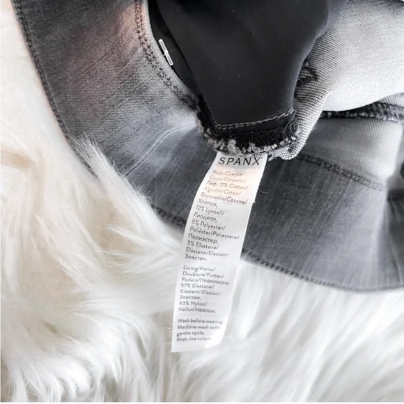 Spanx Distressed Ankle Skinny Jeans Vintage Gray High Rise Waisted NEW Small - Picture 11 of 15